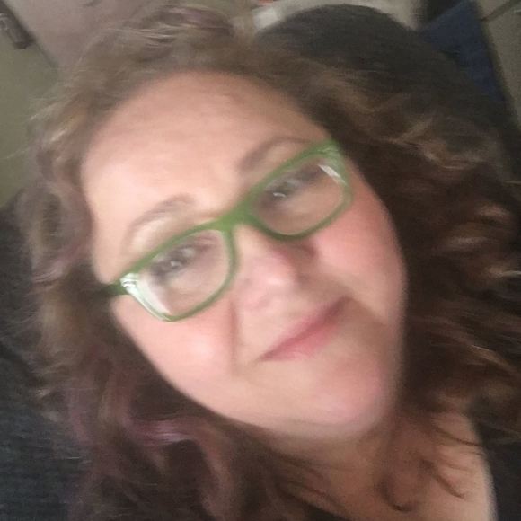 Meet your Posher, Tonya - Picture 3 of 4